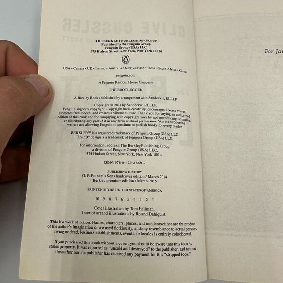 The Bootlegger By Clive Cussler & Justin Scott (2014) Paperback Berkley Edition - Picture 3 of 3